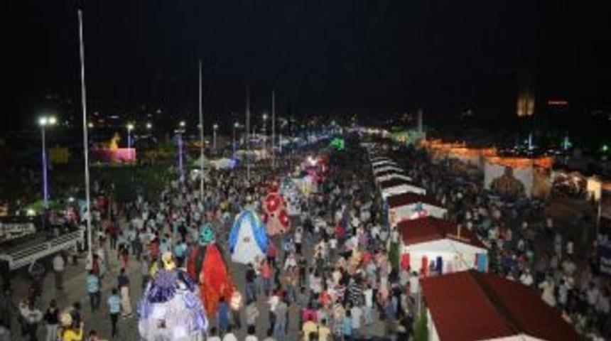 B&uuml;y&uuml;k Ankara Festivali'nde Coşku Devam Ediyor