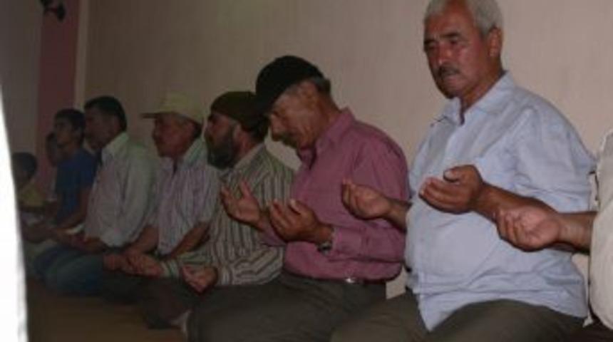 Şehit Astsubay I&ccedil;in Cemevinde Mevlid Okutuldu