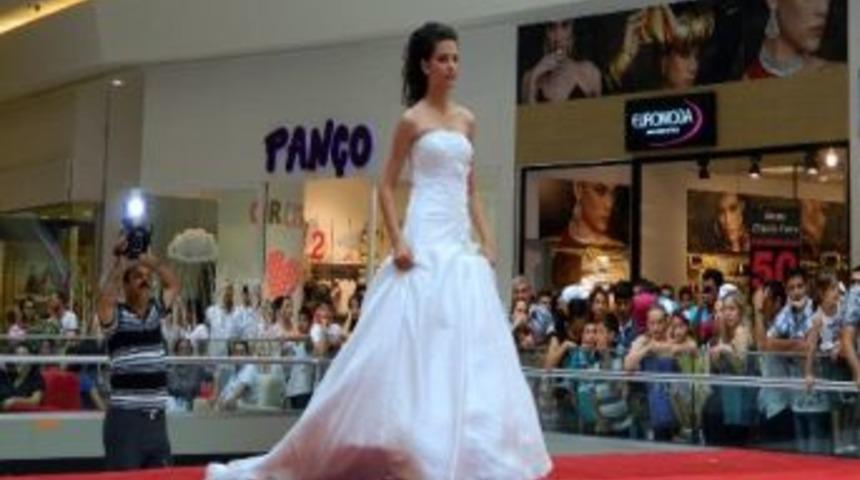 Prime Mall Antakya&rsquo;da Gelinlik Defilesi