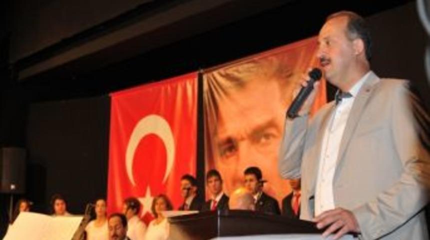 Mamak K&uuml;lt&uuml;r Merkezi'nde Mezuniyet Coşkusu Yaşandı