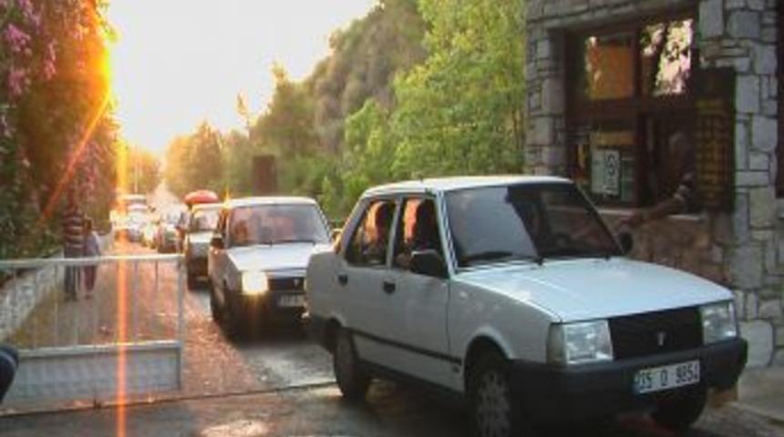 Sıcak Hava, Dilek Yarımadası Milli Parkı'nı Doldurdu