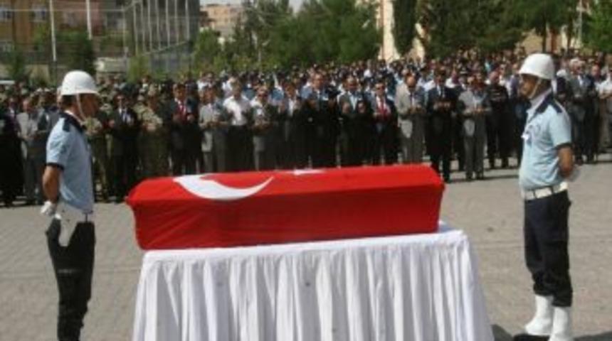 Şehit Polisin Cenazesi Memleketine G&ouml;nderildi