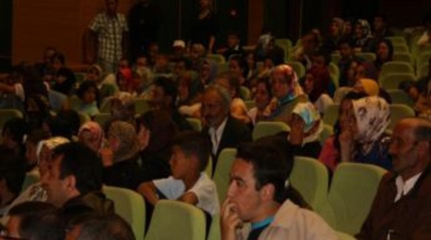 Engellilerden M&uuml;zik Dinletisi