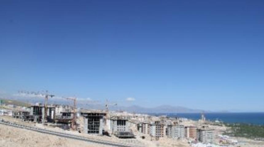 Depremzedelere Kalıcı Konut Başvuru Uyarısı