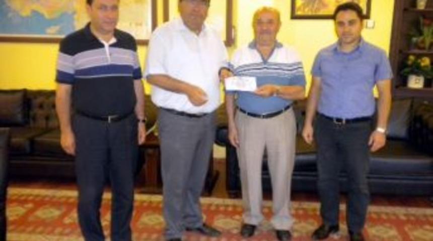 Thk&rsquo;dan Sosyal Yardımlaşma Ve Dayanışma Vakfına Destek