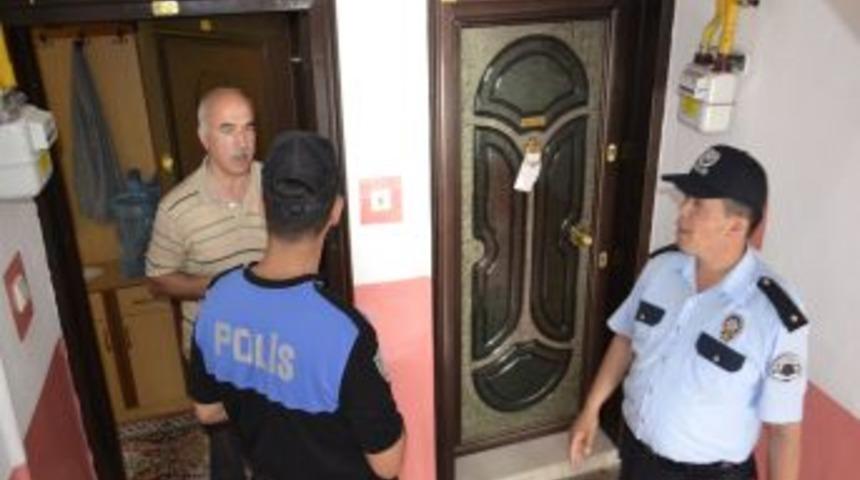 Alaplı Polisi Her G&uuml;n 100 Kapıyı &Ccedil;alıyor