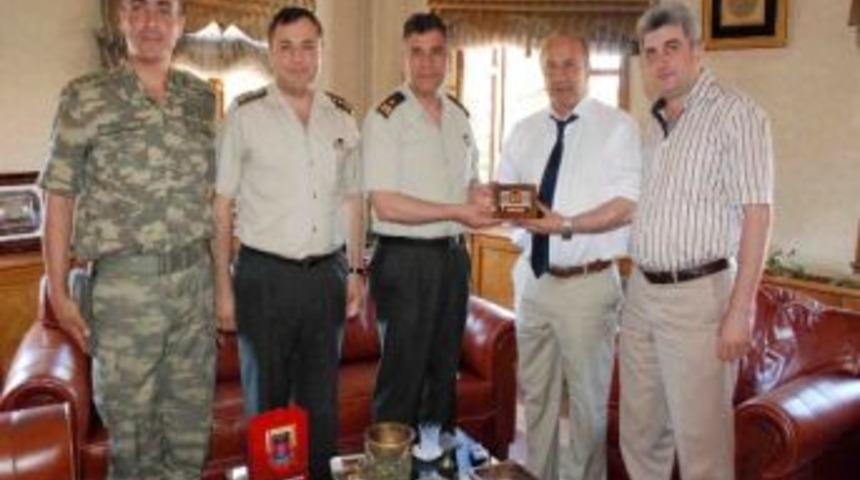 Tuğgeneral &Ccedil;ardak&ccedil;ı, Arslan&rsquo;ı Ziyaret Etti