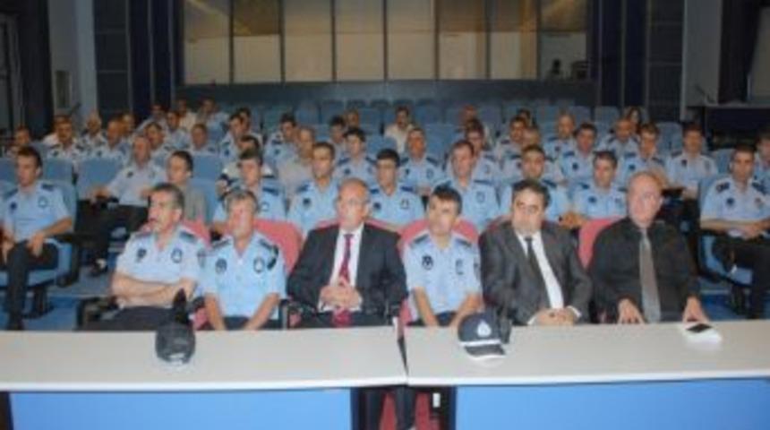 Zabıtaya "iletişim Ve &Ouml;fke Kontrol&uuml;" Semineri