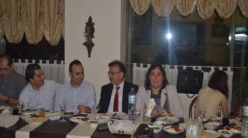 Tayini &Ccedil;ıkan Savcı Ve Hakimlere Veda Yemeği