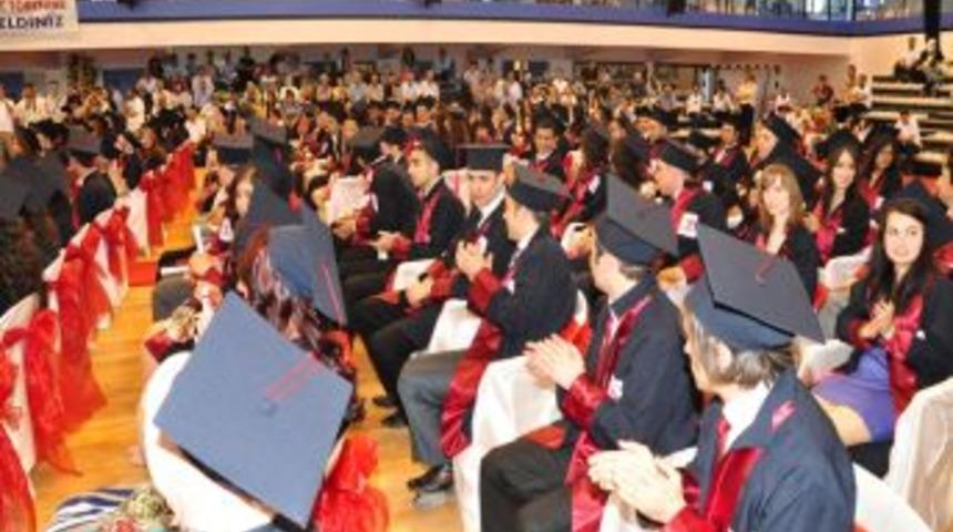 OM&Uuml; Tıp Fak&uuml;ltesi 130 Doktoru Sağlık Hizmetine Kazandırdı