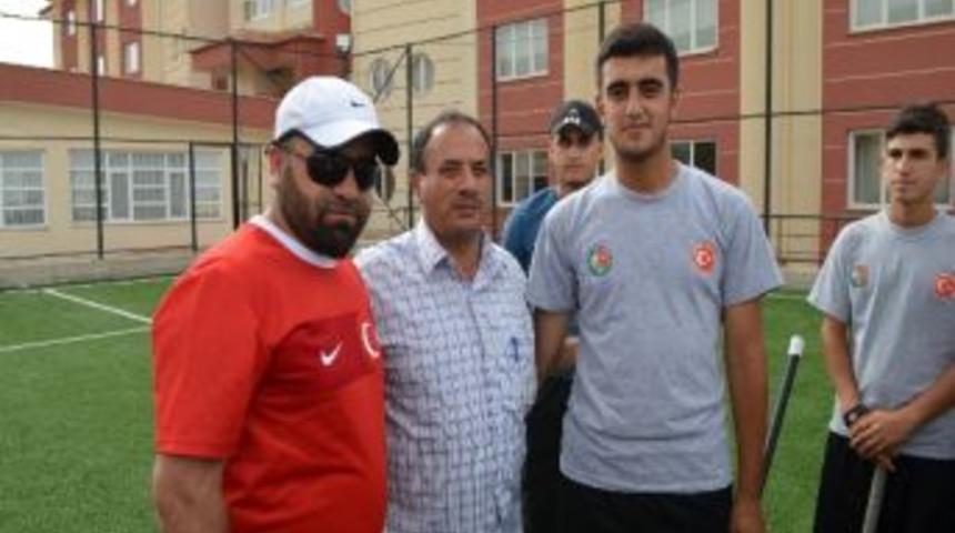 Hokey Milli Takım Kampı Malatya'da Yapılıyor
