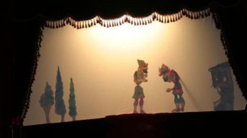 İşadamı Tuncel'den &Ccedil;ocuklar I&ccedil;in Tiyatro Festivali