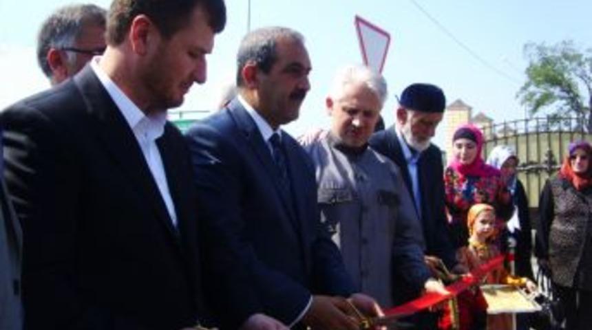 &Ccedil;e&ccedil;enistan&rsquo;da Muhsin Yazıcıoğlu Caddesi A&ccedil;ıldı