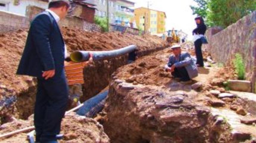 Sarıkamış&rsquo;ta Alt Yapı &Ccedil;alışmalarına Hız Verildi