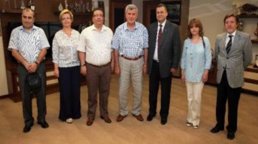 Karaosmanoğlu, "muhalefet İktidarın Aynasıdır"