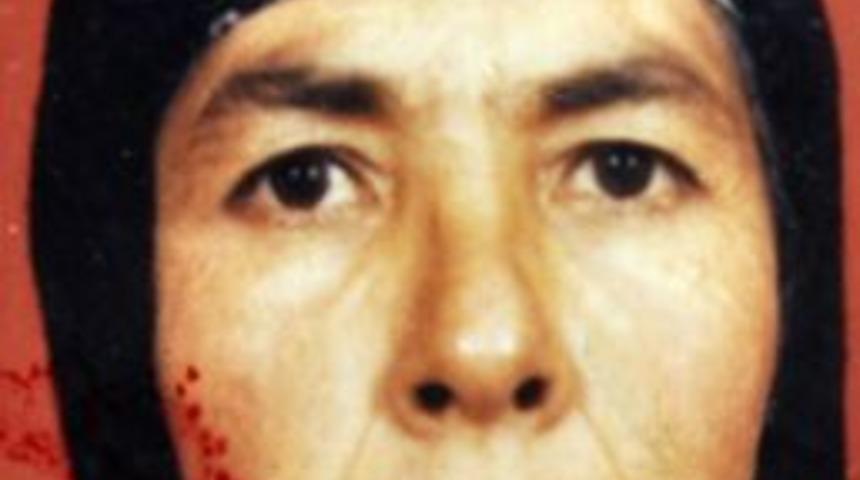 Tarlada Vefat Eden Kadının Cenazesine &Ccedil;amur Engeli