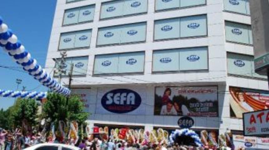 Sefa Mağazalar Zinciri Salihli&rsquo;ye Şube A&ccedil;tı