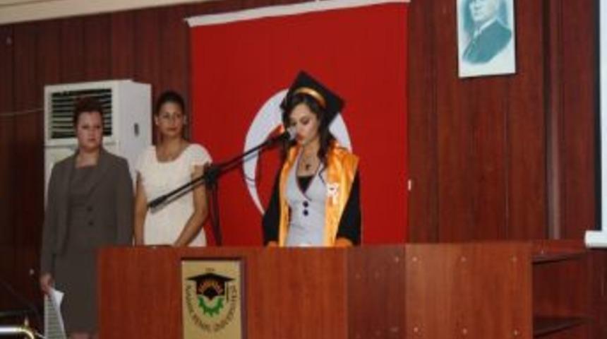 Marmara Ereğlisi Myo&rsquo;da Mezuniyet Coşkusu