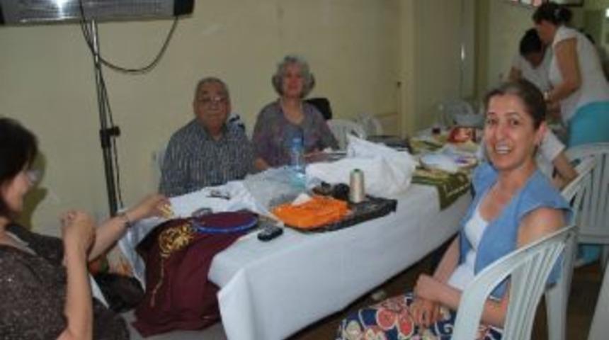 G&uuml;zelhisar Mahalle Muhtarlığı Okul Gibi Hizmet Veriyor