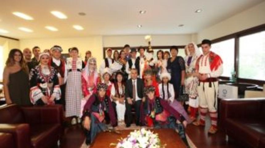 Uluslararası Halk Dansları Festivali Başladı