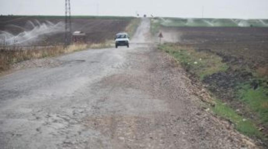 Ceylanpınar-kızıltepe Karayolu &Ccedil;ukurdan Ge&ccedil;ilmiyor