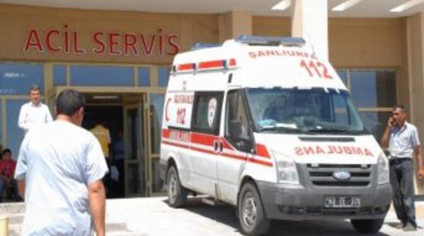 1 Yaşındaki &Ccedil;ocuk Minib&uuml;s &Ccedil;arpması Sonucu Hayatını Kaybetti