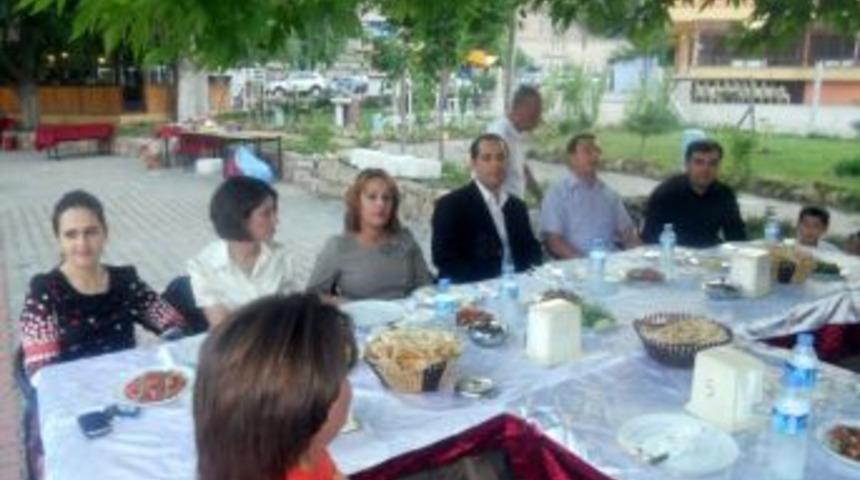 Hakimlere Veda Yemeği