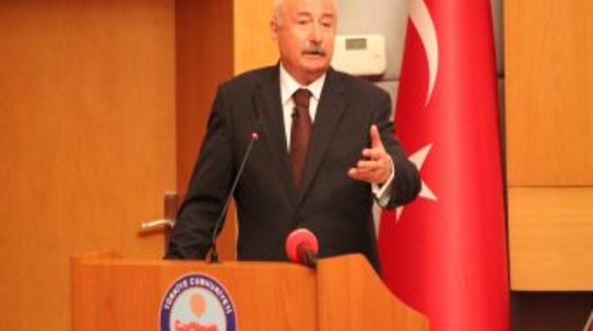 Vali Y&uuml;ksel, Tecr&uuml;belerini Kaymakam Adaylarıyla Paylaştı