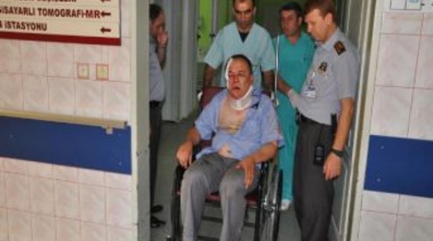 Direksiyon Başında Şeker Komasına Giren Eski Başkan Ağaca &Ccedil;arptı