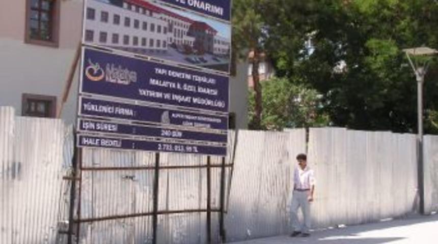 Malatya Valiliği'nde Tadilat Uzadı