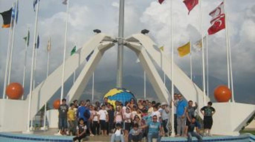 Yaz Okulunda Hem &Ouml;ğreniyor Hem Eğleniyorlar