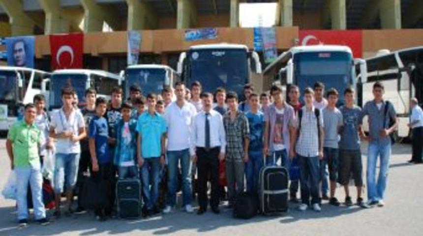 İzmirli Gen&ccedil;ler Dokuz Il Turuna &Ccedil;ıktı