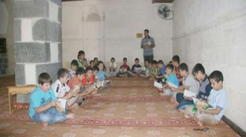 Kilis'te Yaz Kur'an Kursları S&uuml;r&uuml;yor