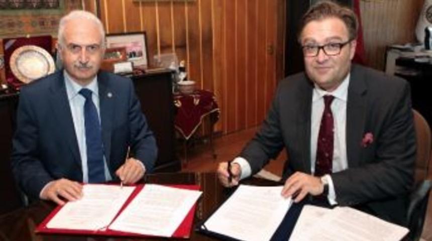 Atat&uuml;rk &Uuml;niversitesi&rsquo;nden Tarihi Adım