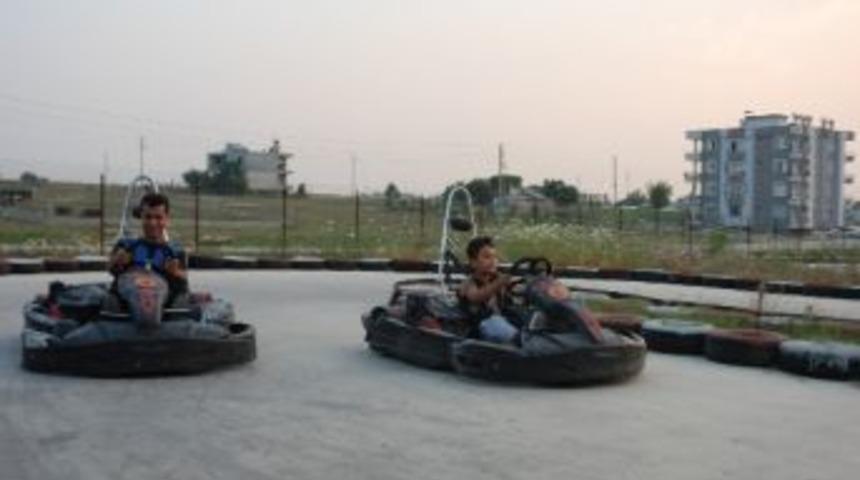 Trafik Polisleri Karting Pistinde Yarıştılar