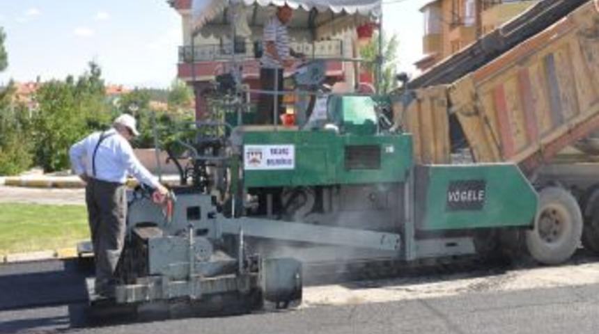 Yalva&ccedil;'ta Sıcak Asfalt &Ccedil;alışmaları Başladı