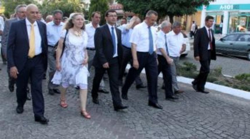 76'ncı Uluslararası Bergama Kermesi Başladı