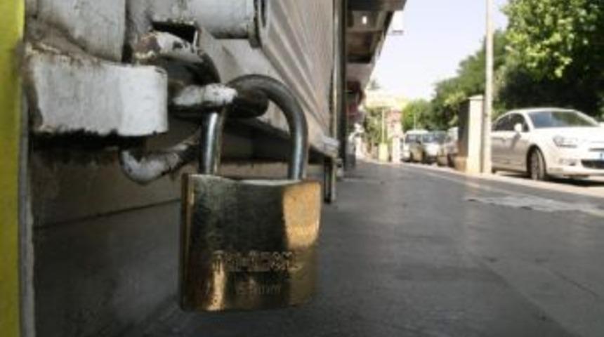 Silvan'da Kepenkler A&ccedil;ılmadı