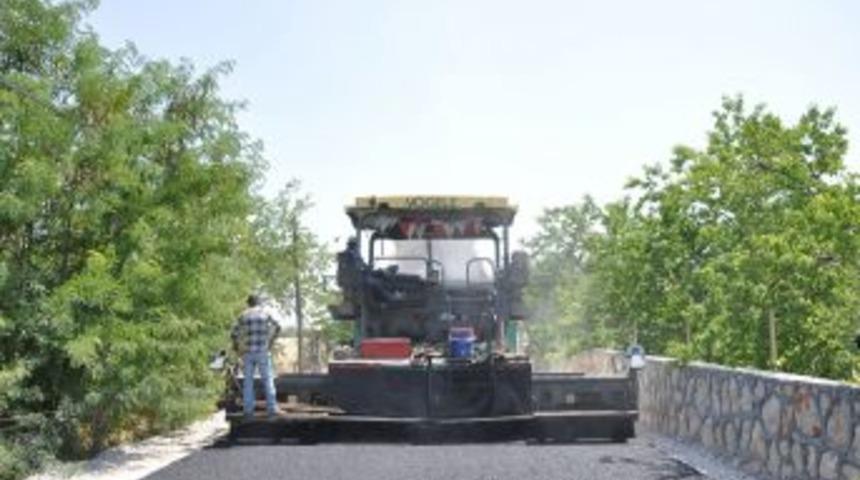 Yaka Mahallesi&rsquo;nde asfalt başladı