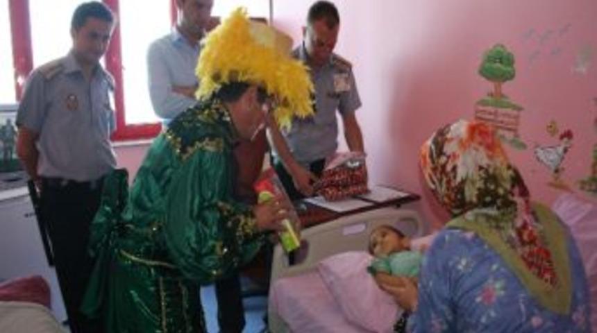 G&uuml;venlik G&ouml;revlilerinden, Anlamlı Destek