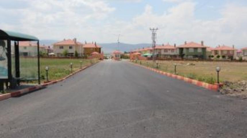 &Ccedil;amlıca Konakları&rsquo;nın Sakinlerinden Başkan Ahmet K&uuml;&ccedil;&uuml;kler&rsquo;e Afişli Teşekk&uuml;r&hellip;