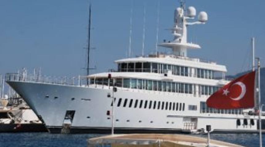 Nba Takımlarından Dallas Meviricks'in Patronu Cuban L&uuml;ks Yatla Marmaris'te