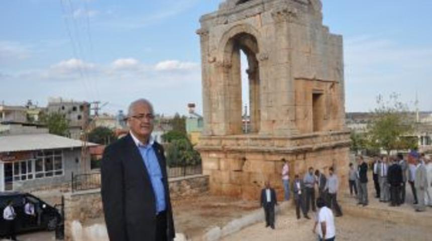 5 Yıllık &Ccedil;alışma Sonu&ccedil; Verdi, Anıt Mezarlar Restore Edilecek