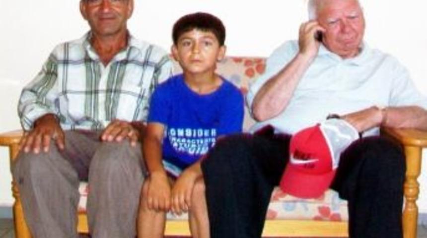 Burhaniyeli Sporcu Cengiz&rsquo;e &Ouml;nemli Destek