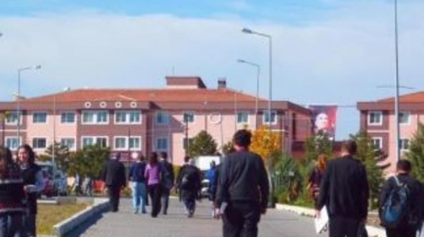 NE&Uuml;'de ilk kez b&uuml;t&uuml;nleme sınavı yapılacak