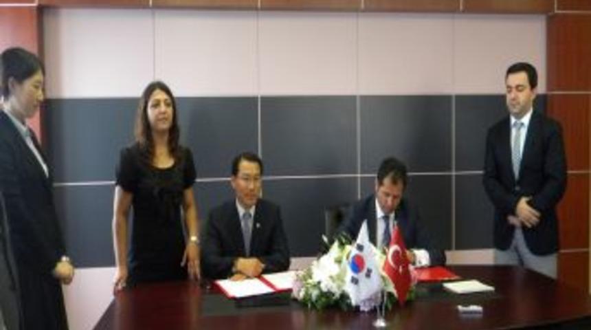 T&uuml;rkiye Ile G&uuml;ney Kore Arasında 'kardeş G&uuml;mr&uuml;k' Protokol&uuml;