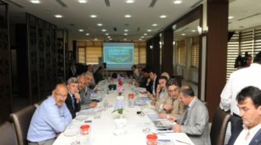 Ak Parti Bursa İl Teşkilatı, Belediyelerdeki Son Durumu Ve Kentsel D&ouml;n&uuml;ş&uuml;m Konusunu Masaya Yatırdı