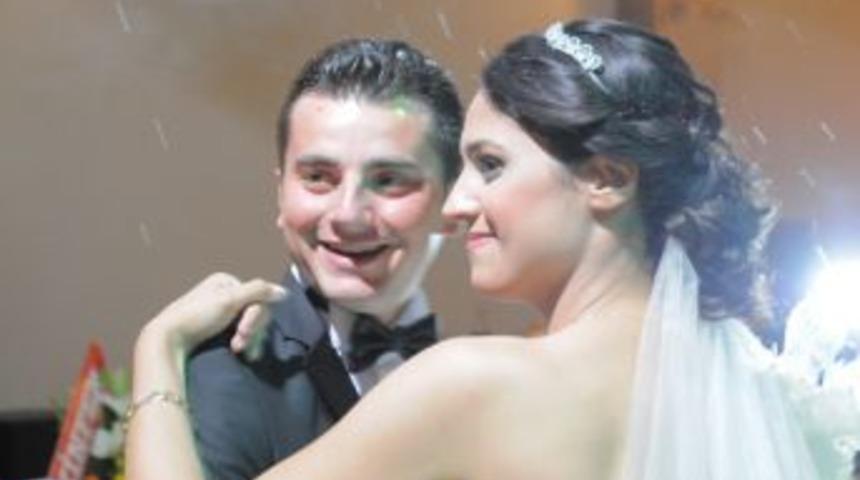 &Ouml;ğretmen aileye, &ouml;ğretmen gelin&hellip;