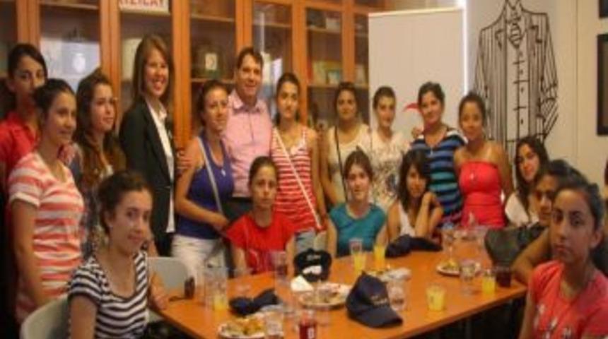 Bartın&rsquo;dan İzmir&rsquo;e K&uuml;lt&uuml;r K&ouml;pr&uuml;s&uuml;