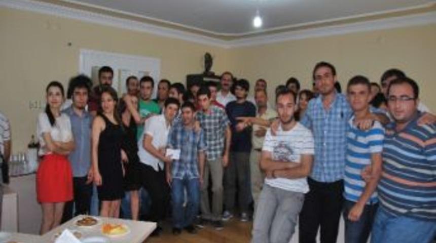 Tabip Odası, Yeni Mezun Olan Doktorlar İ&ccedil;in &lsquo;mezuniyet Kokteyli&rsquo; D&uuml;zenledi